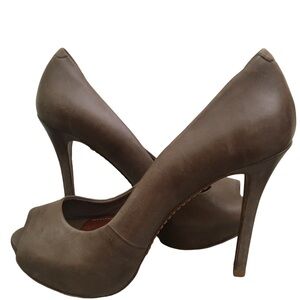 Schutz  shoes open toe 9 Brazil 40